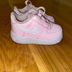 Pink Nike Force 1 Toggle